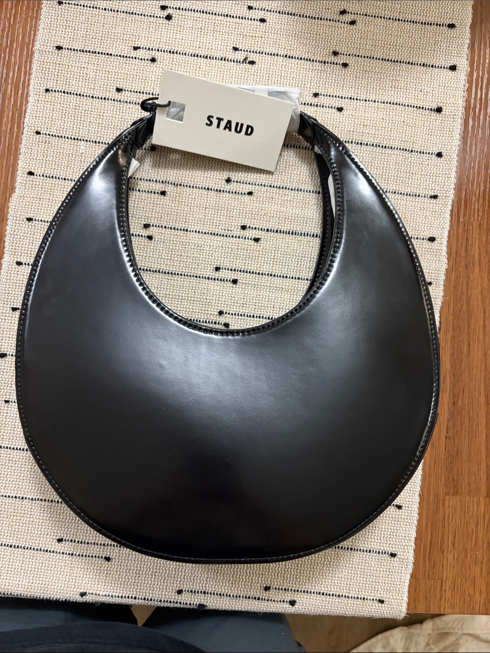 STAUD Moon Bag in Black - Polished - Picture 3 of 6